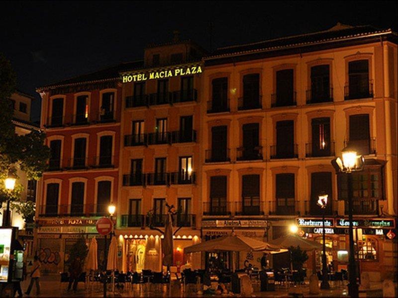 Hotel Macia Plaza Гранада Экстерьер фото